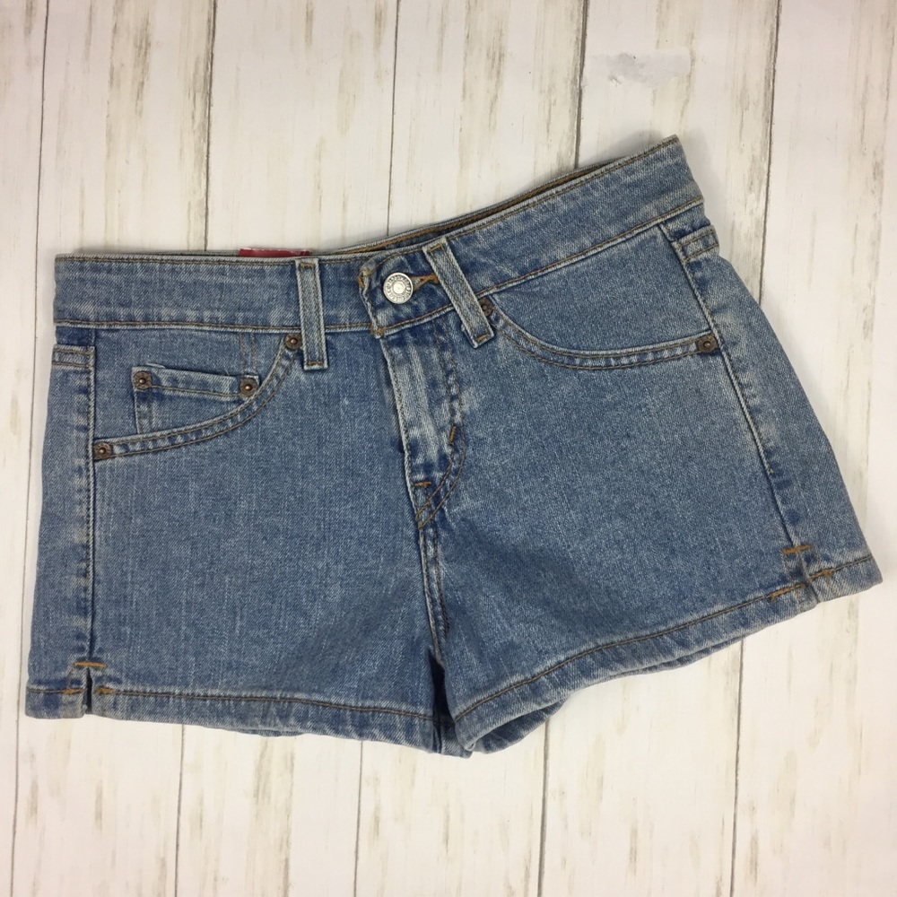 Juniors Levi’s Stretch Super Low Denim Jean Shorts